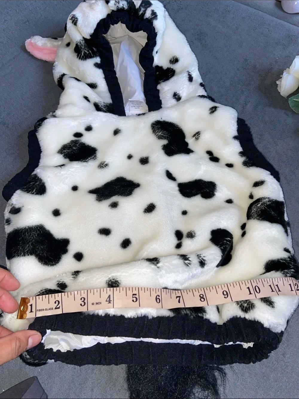 Kids Cow Print Fleece Hooded Vest - Black & White Approximately 2+years and up